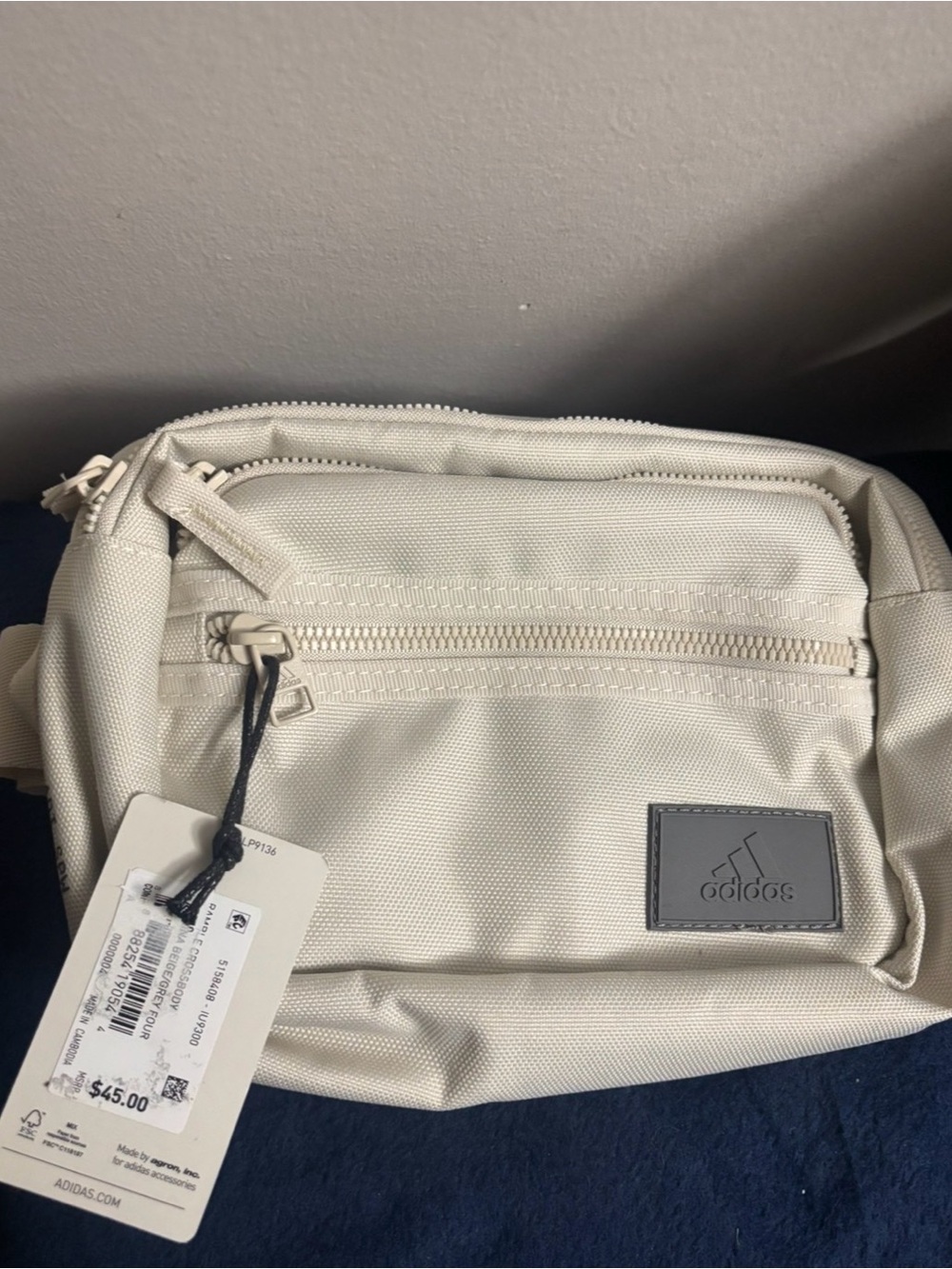 ADIDAS RAMBLE CROSSBODY BAG NWT